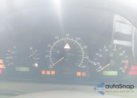 1999 Mercedes-Benz C 230 Kompressor из США, поврежденный, VIN WDBHA24G0XA703572